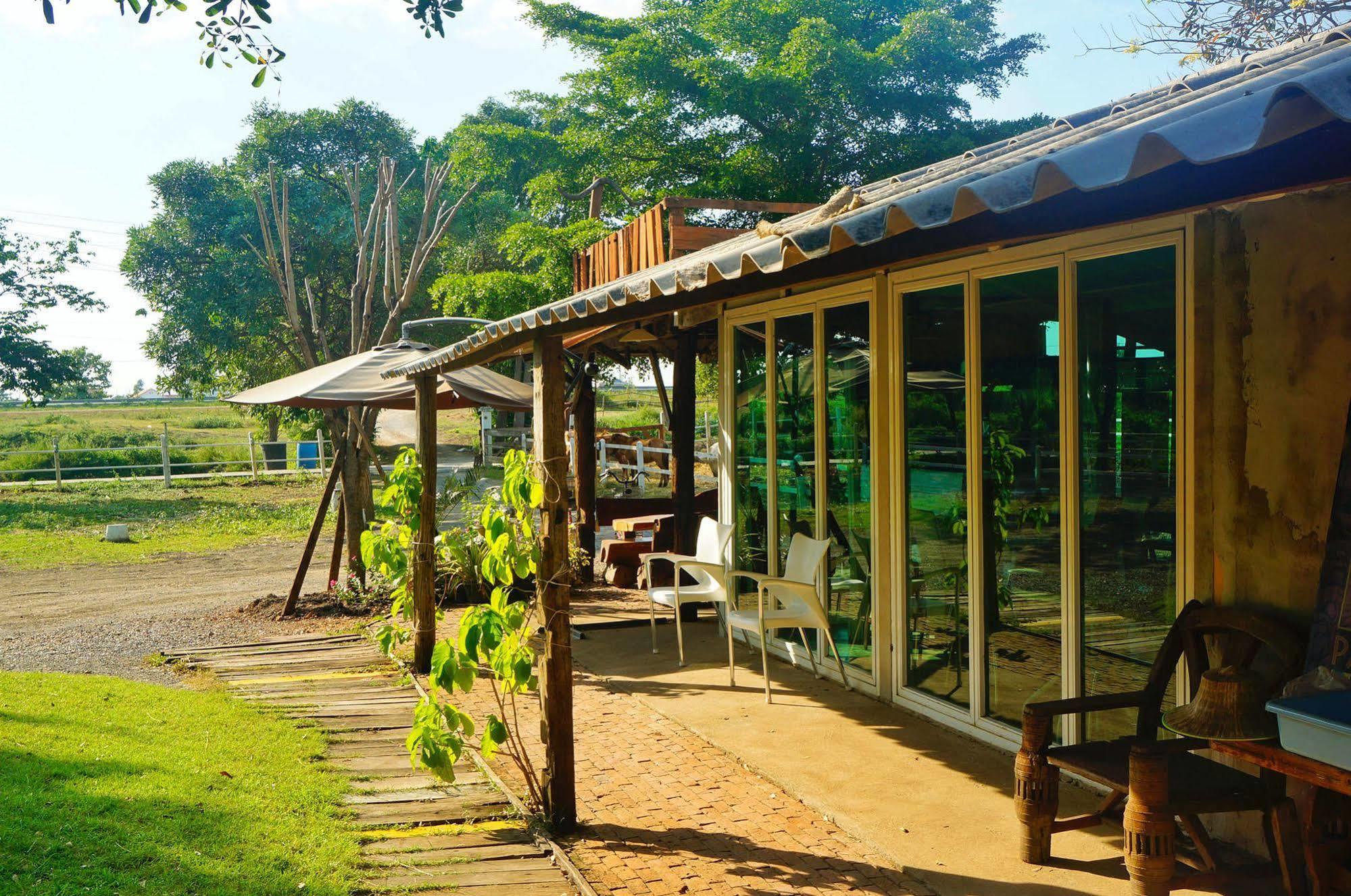 Wanlapa Farmstay Ban Khok Krathiam Экстерьер фото